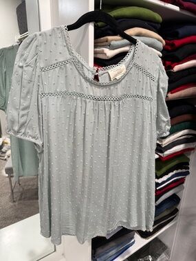 Mint Swiss Dot Short Puff Sleeve Blouse